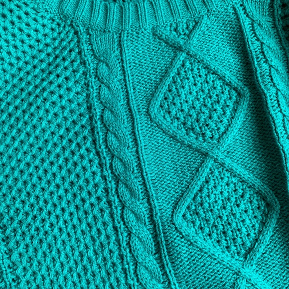 🍂Sale🍂 NEW Teal Tobi Cropped Knitted Sweater - Picture 3 of 8